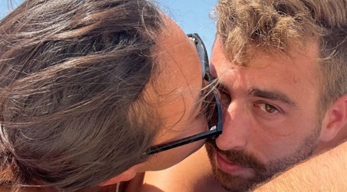 נועה ארגמני בפוסט לבן זוגה שעדיין בשבי לרגל ט"ו באב: "מאחלת לנו עוד המון ימי אהבה יחד"