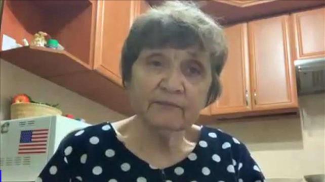 יואב זהבי – הניצולה שעצרה מדברת
