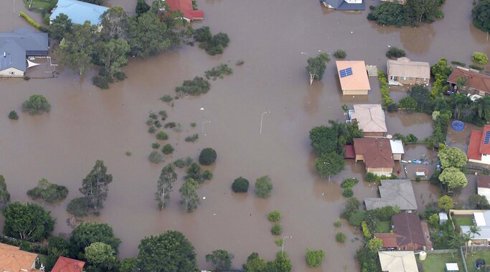 הרוגים, אלפי בתים הרוסים וכפרים מוצפים: אירופה נערכת לגל שיטפונות ענק