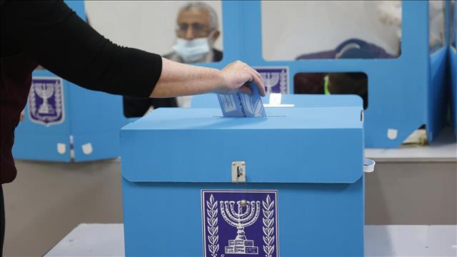 הצבעה, מצביעה, ירושלים, בחירות 2021, בחירות, קלפי
