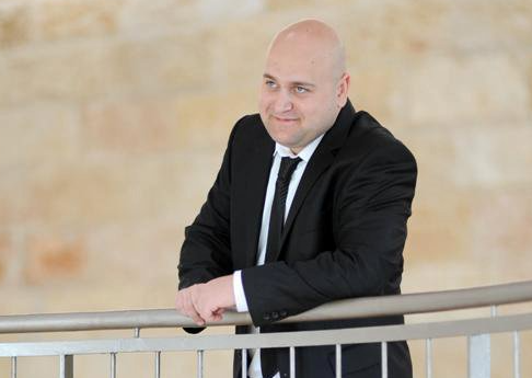 עו"ד עידן דביר, החשוד בעבירות מין בחיילות