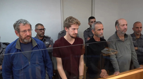 "אין ראיות למעשה טרור": יורי הזיקוקים לבית רה"מ שוחררו למעצר בית