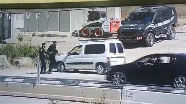 פלסטיני חטף נשק משוטר בדרום הר חברון ונמלט