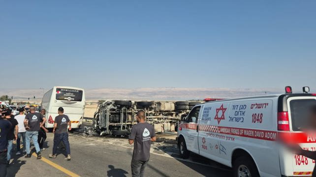 תאונת דרכים בכביש 1 סמוך לצומת אלמוג