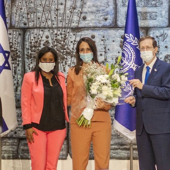 Se realizó la entrega del premio que reconoce a olim destacados