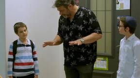השמרטפים | עונה 2 | שטערני, ישראל ושניאור מכפר חב"ד | פרק 8