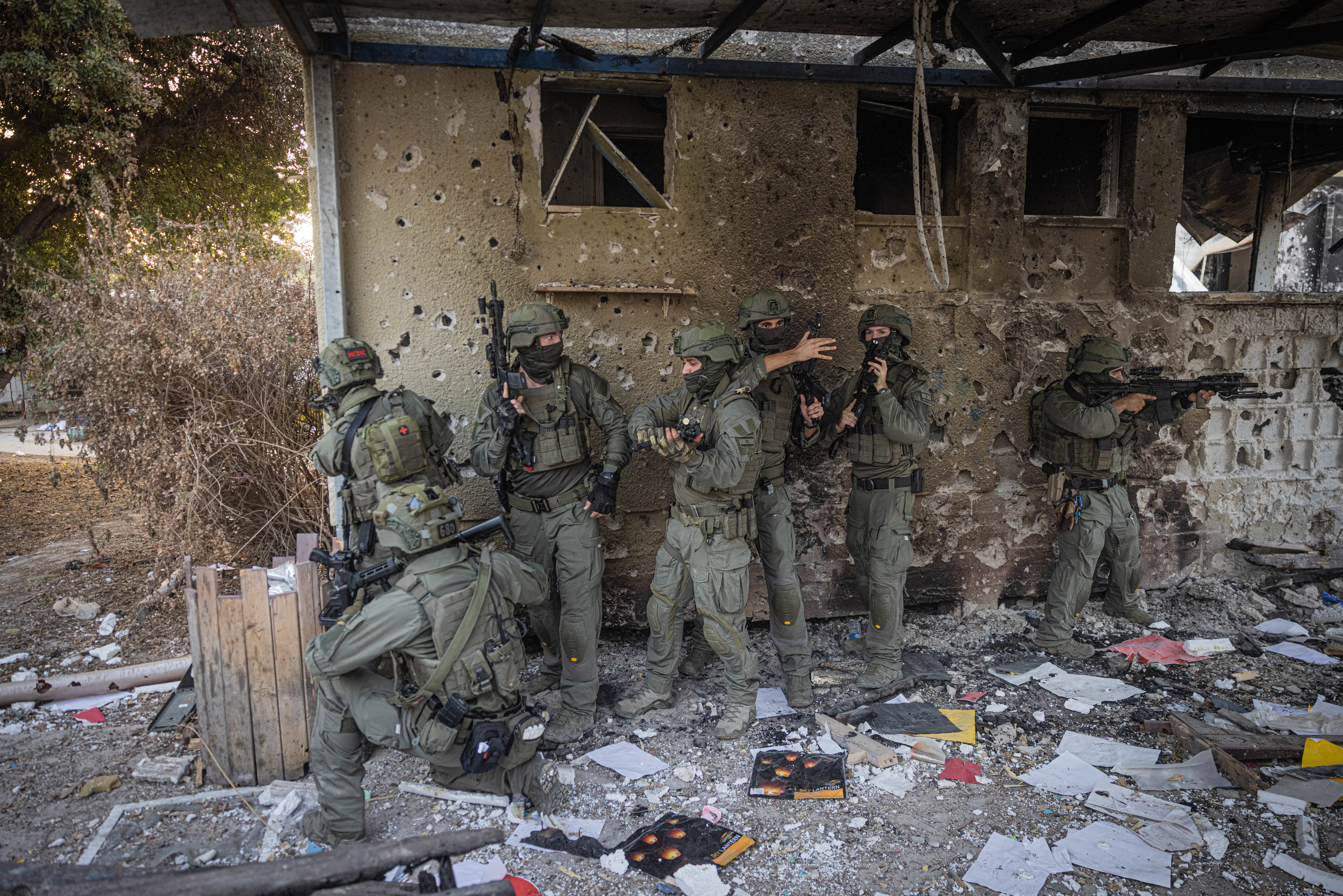 לוחמי ימ"ס בקיבוץ בארי, 22.10.23