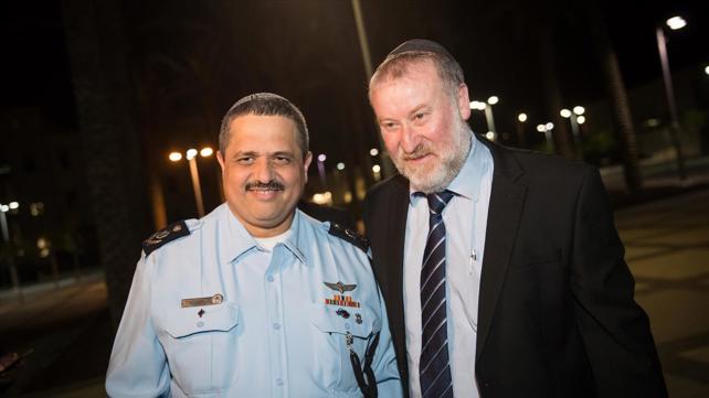 רוני אלשיך ואביחי מנדלבליט
