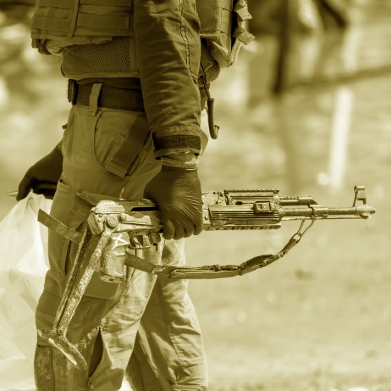 "המחבלים ירו באוהד, העלו על אופנועים את אשתו והבנות ובתושיה היא ברחה מהם עם בנותיה"