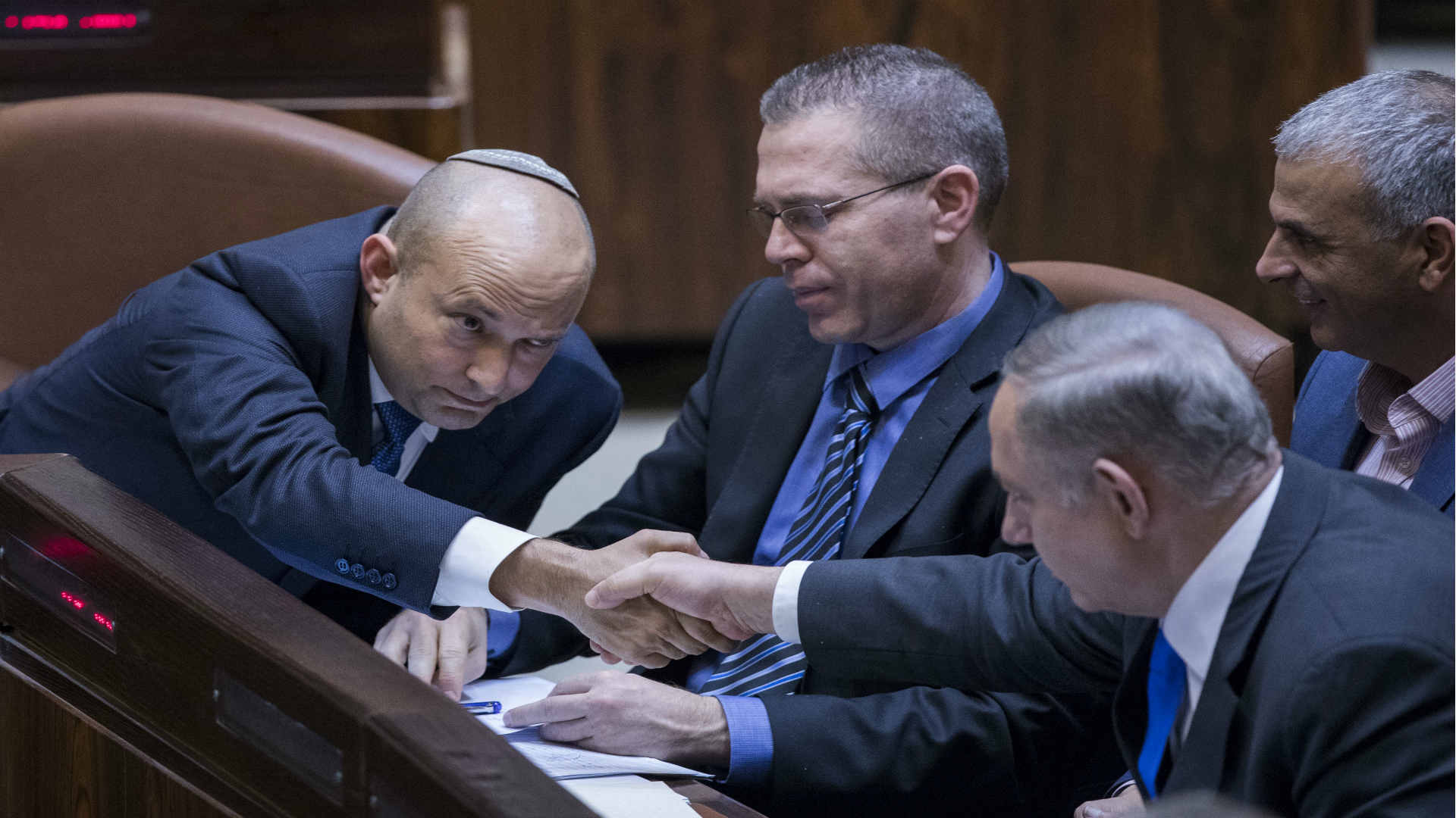 נפתלי בנט, גלעד ארדן, משה כחלון ובנימין נתניהו