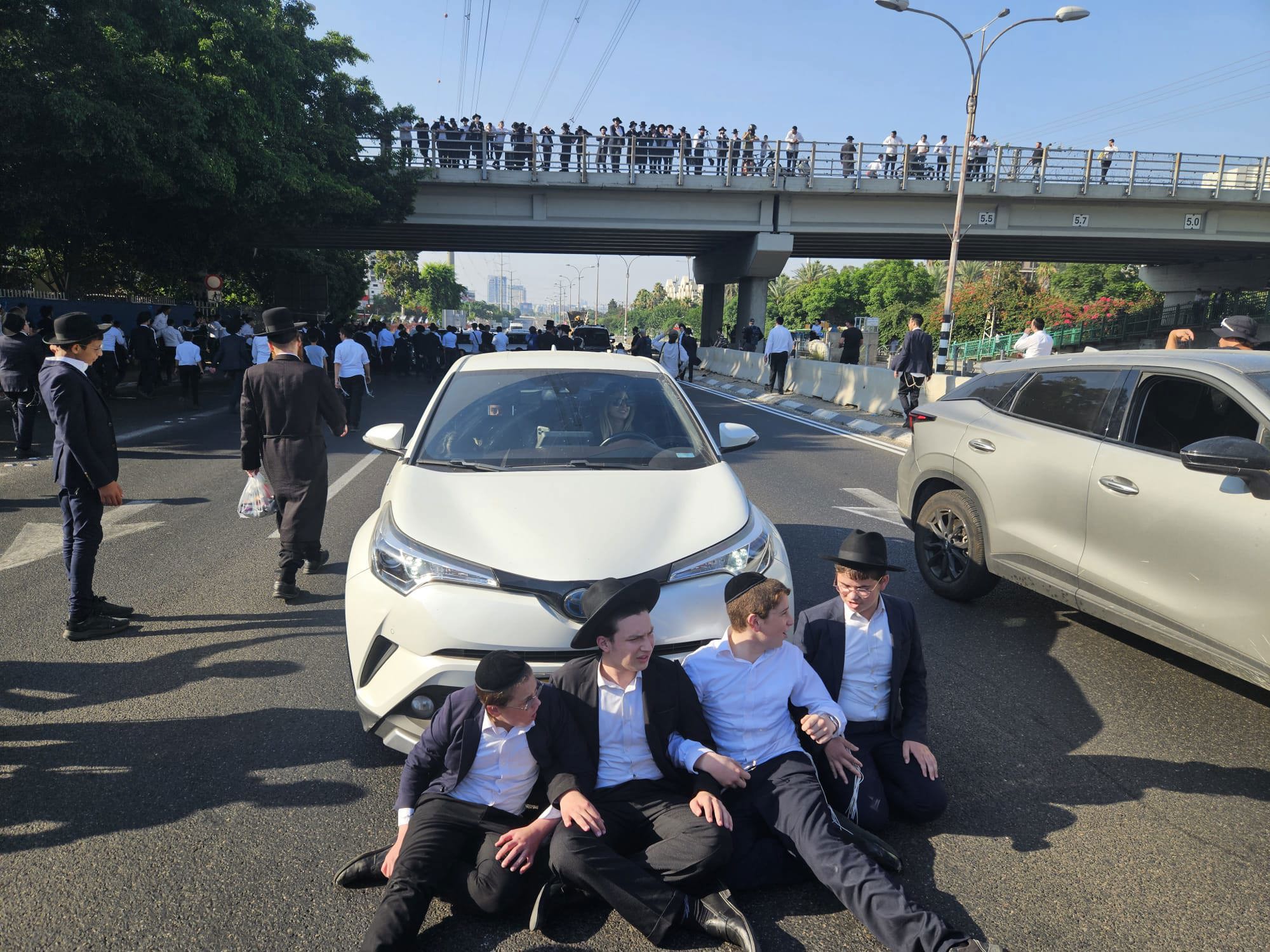 חסימת דרך גהה בבני ברק בהפגנה נגד הגיוס
