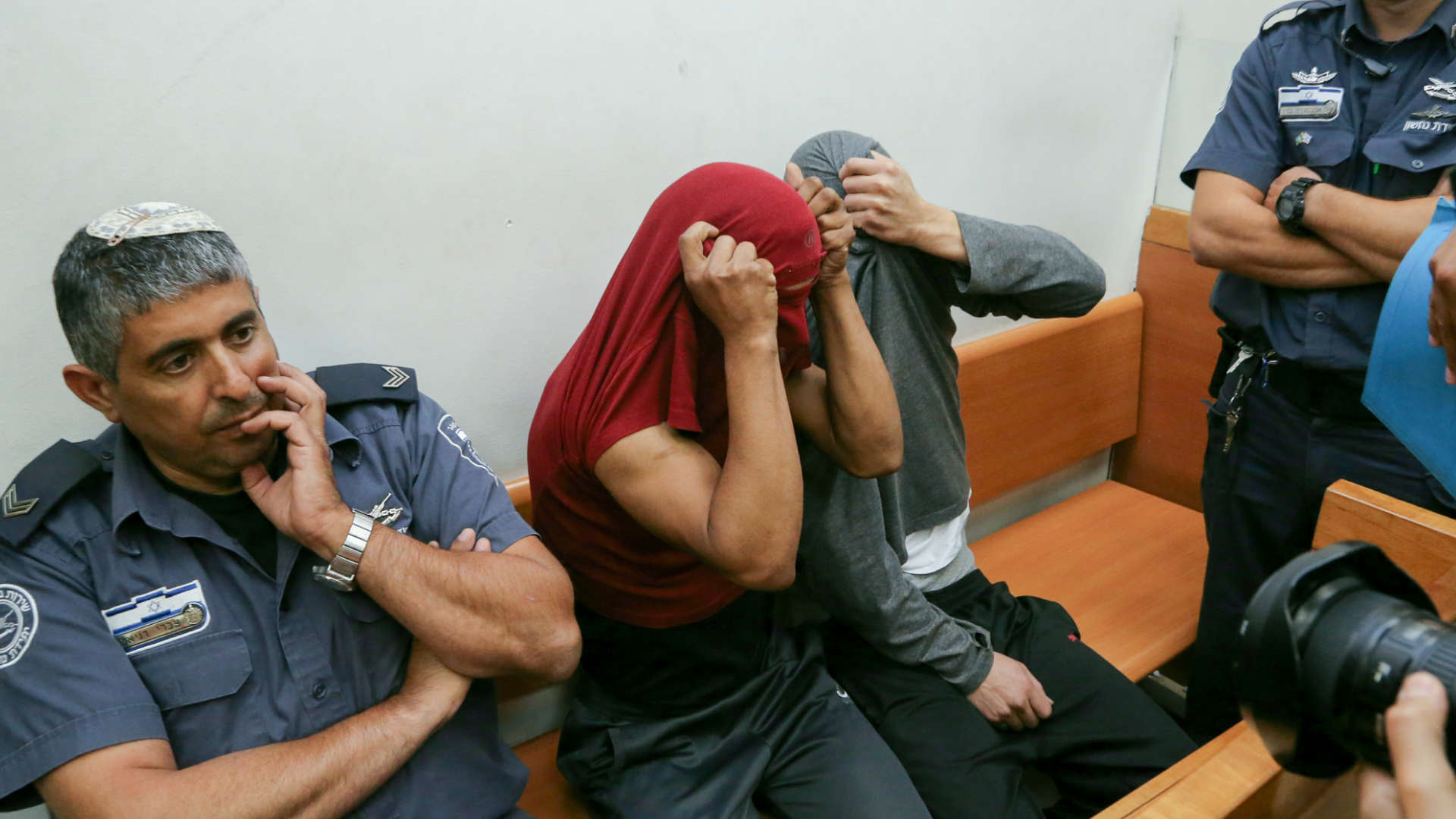 הנאשמים ברצח דוד בר קפרא בבית המשפט
