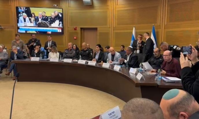 עימות עם השר בן גביר בוועדה לביטחון לאומי