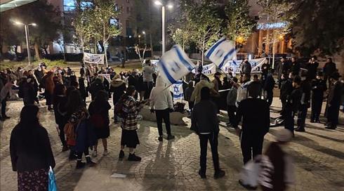 אלפים השתתפו בהפגנת מאה הצמתים ברחבי הארץ