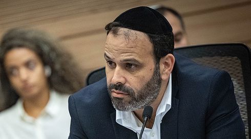 ח"כ בכיר בש"ס: כשמורים לא יהודים מלמדים את הילדים שלנו - יש לנו בעיה עם זה