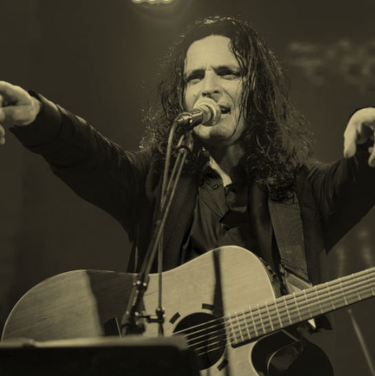 פגישה אישית עם מיכה ביטון