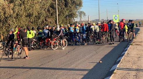 עשרות השתתפו ברכיבה לזכר שני הרוכבים שנדרסו