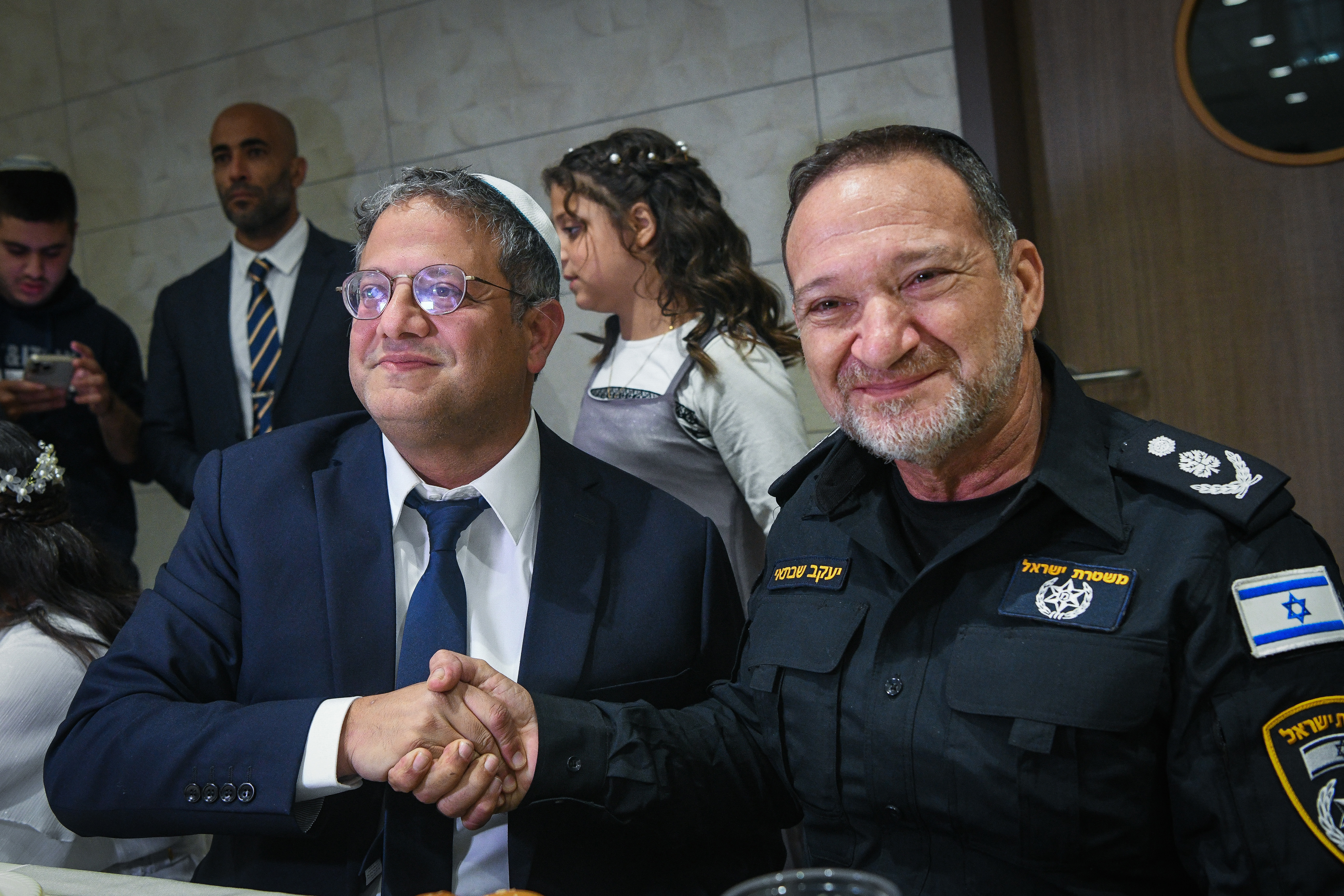 המפכ"ל יעקב שבתאי בבת המצווה של בתו של איתמר בן גביר, דצמבר 2022