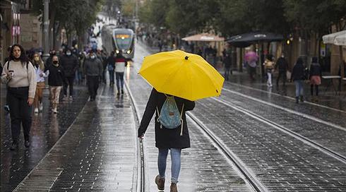 התחזית: גשום וקר מן הרגיל בעונה