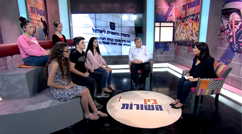 בין השורות: דמוקרטיה | דת ומדינה | פרק 15