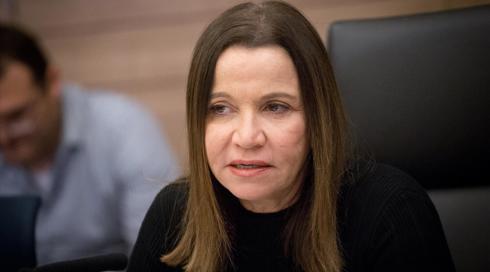 יחימוביץ' פורשת מהכנסת: "לוקחת פסק זמן מהפוליטיקה"
