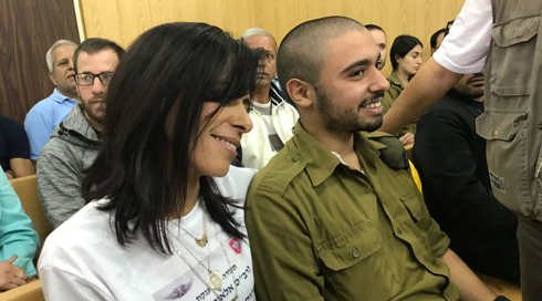 ועדת השחרורים הצבאית קיצרה בשליש את עונשו של אזריה
