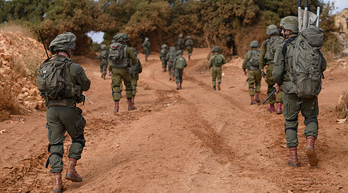 תשעה לוחמים נפצעו, בהם שניים במצב קשה, בתאונה בבסיס בדרום