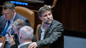 שר האוצר בצלאל סמוטריץ וראש הממשלה בנימין נתניהו