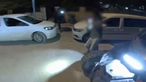 אחרי מרדף: המשטרה עצרה מיידי אבנים בכפר הבדואי תראבין