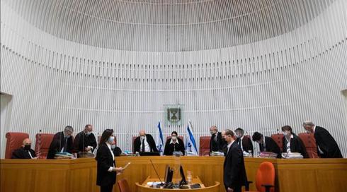 הנשיא לשעבר נגד הרפורמה במערכת המשפט: "לא יכולים להרשות לעצמנו נקמה"