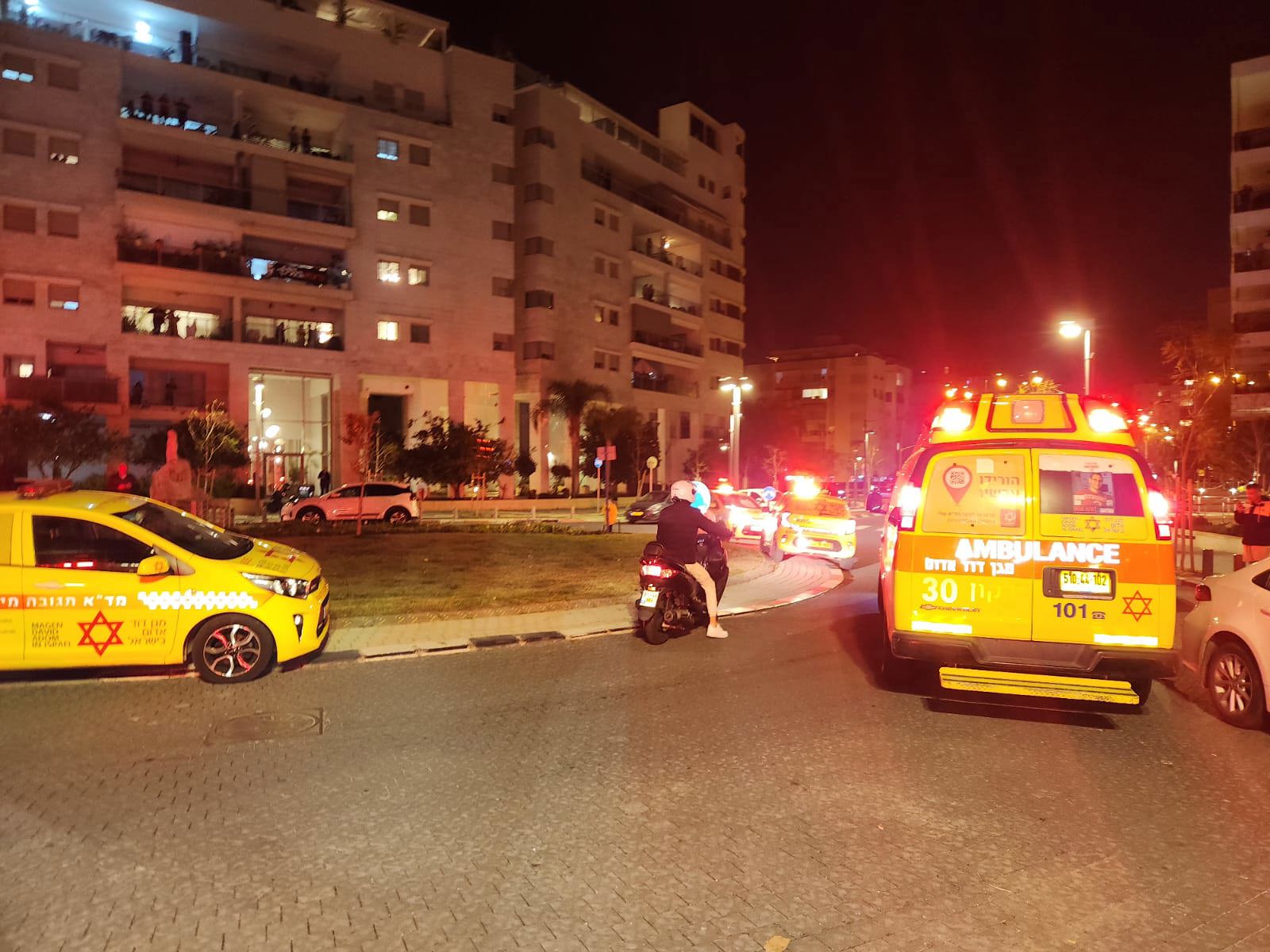 זירת אירוע הירי ברחוב יהודה עמיחי בתל אביב