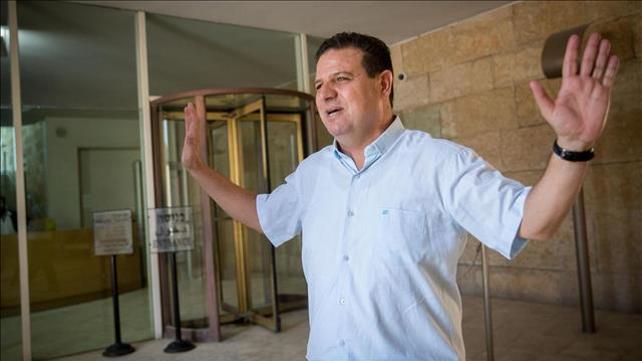 איימן עודה