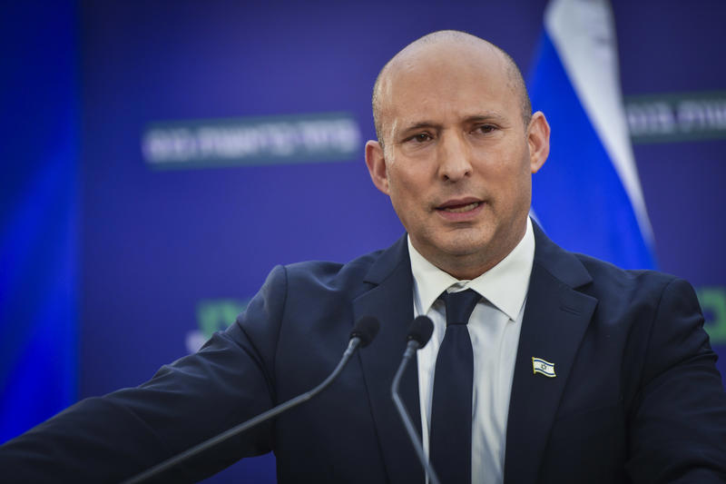  נפתלי בנט במסיבת עיתונאים, יוני 2026