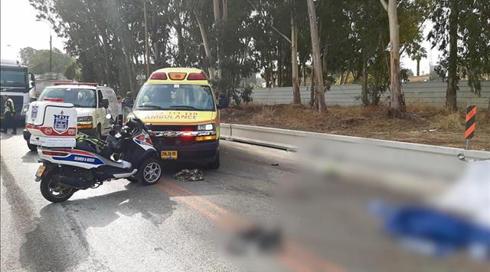 שני רוכבי קטנוע נהרגו מפגיעת משאית ליד שוהם