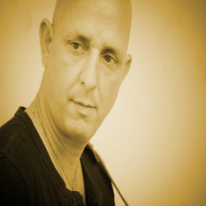 יוני רועה בפרק גימל