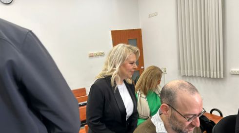 היועמ"ש לשעבר העיד בתיק האלפים, שרה נתניהו הגיעה לדיון