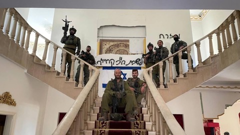 ח