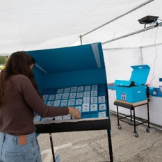 Testimonios de los comicios en Jerusalén y en el n