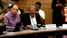 דיון סוער בזמן הפיגוע