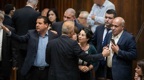 אחרי האישור מבג"ץ: יותר מ-40 ח"כים חתמו על הדחת זועבי מהכנסת