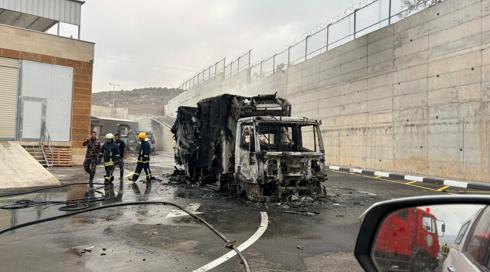 חשד לפשיעה לאומנית: מתפרעים יהודים הציתו רכבים ורכוש בכפר פלסטיני